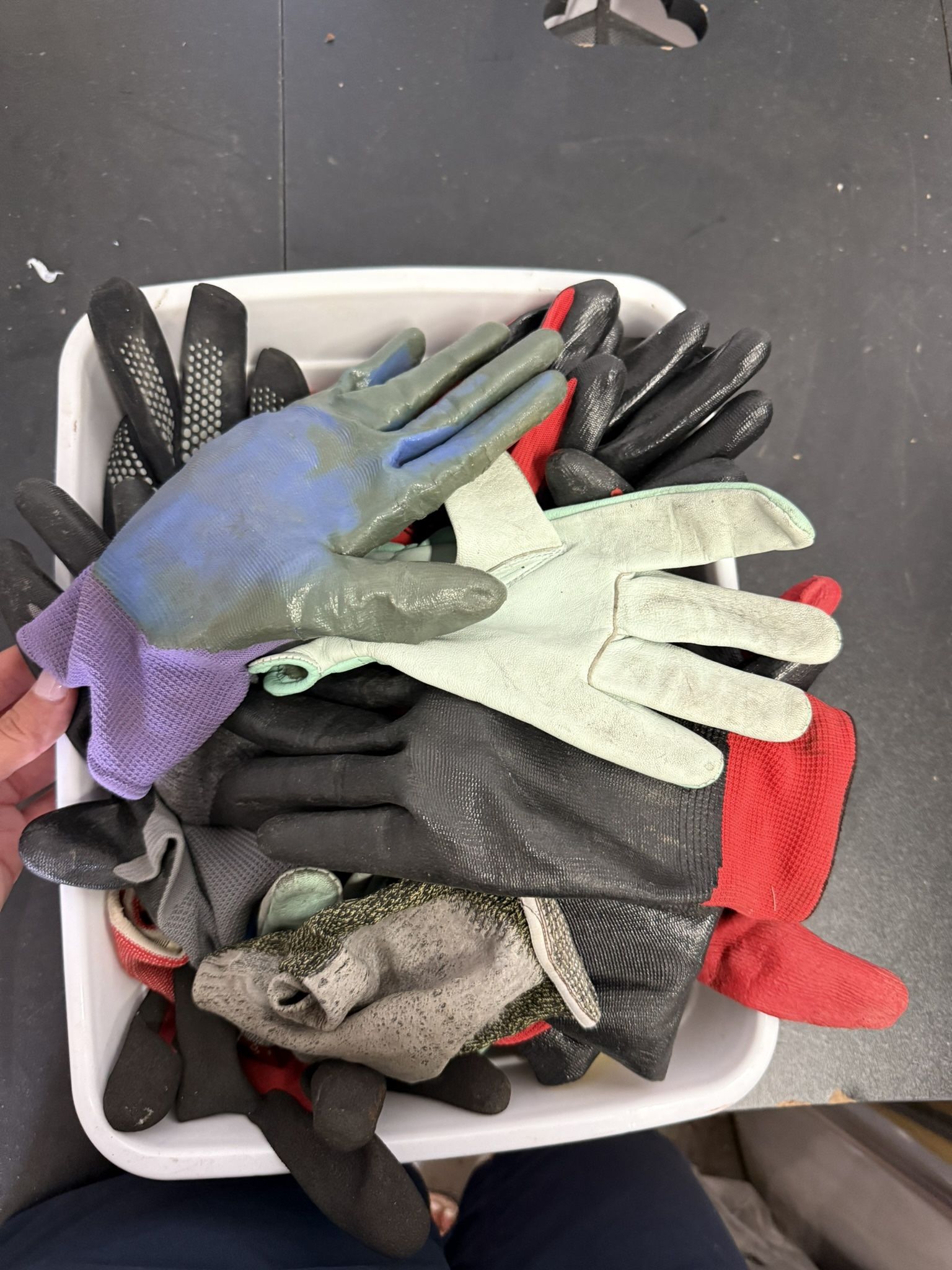 Box of work gloves !