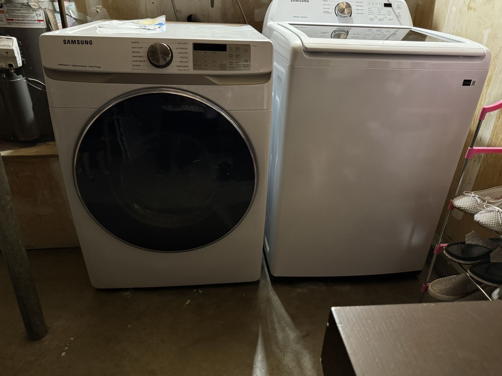 Washer And Dryer combo Must Go!