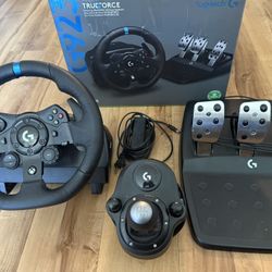 Logitech G923 Racing Wheel + Shifter - Great Condition (Price is Firm)