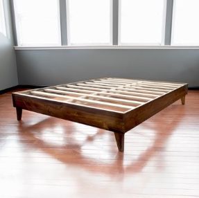 Queen size Wooden frame by Lull