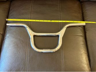 GT Bmx handlebars (cut)