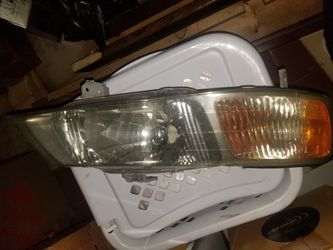 99-04 honda odyssey oem headlight right