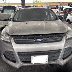 2013 Ford Escape S 2.5L PARTS ONLY