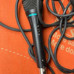 Microphone