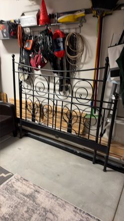 Wrought Iron Black Queen Bed