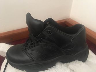 Size 6.5 work quality women’s Reebok’s