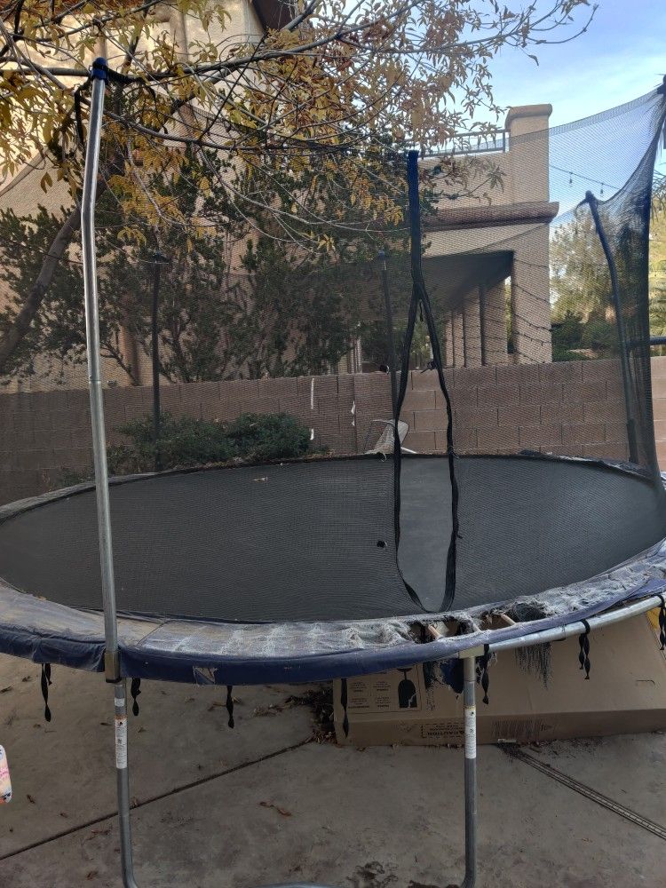 Huge trampoline hotsell