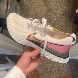 Nike Infinity React 
