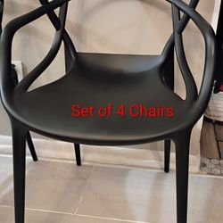 Set Of 4 chairs