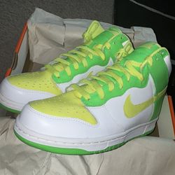Authentic Vintage 07-08 Nike Dunks White Lemon Chiffon
