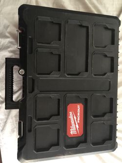 Milwaukee packout tool box