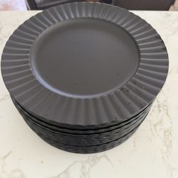 BLACK CHARGER PLATES 