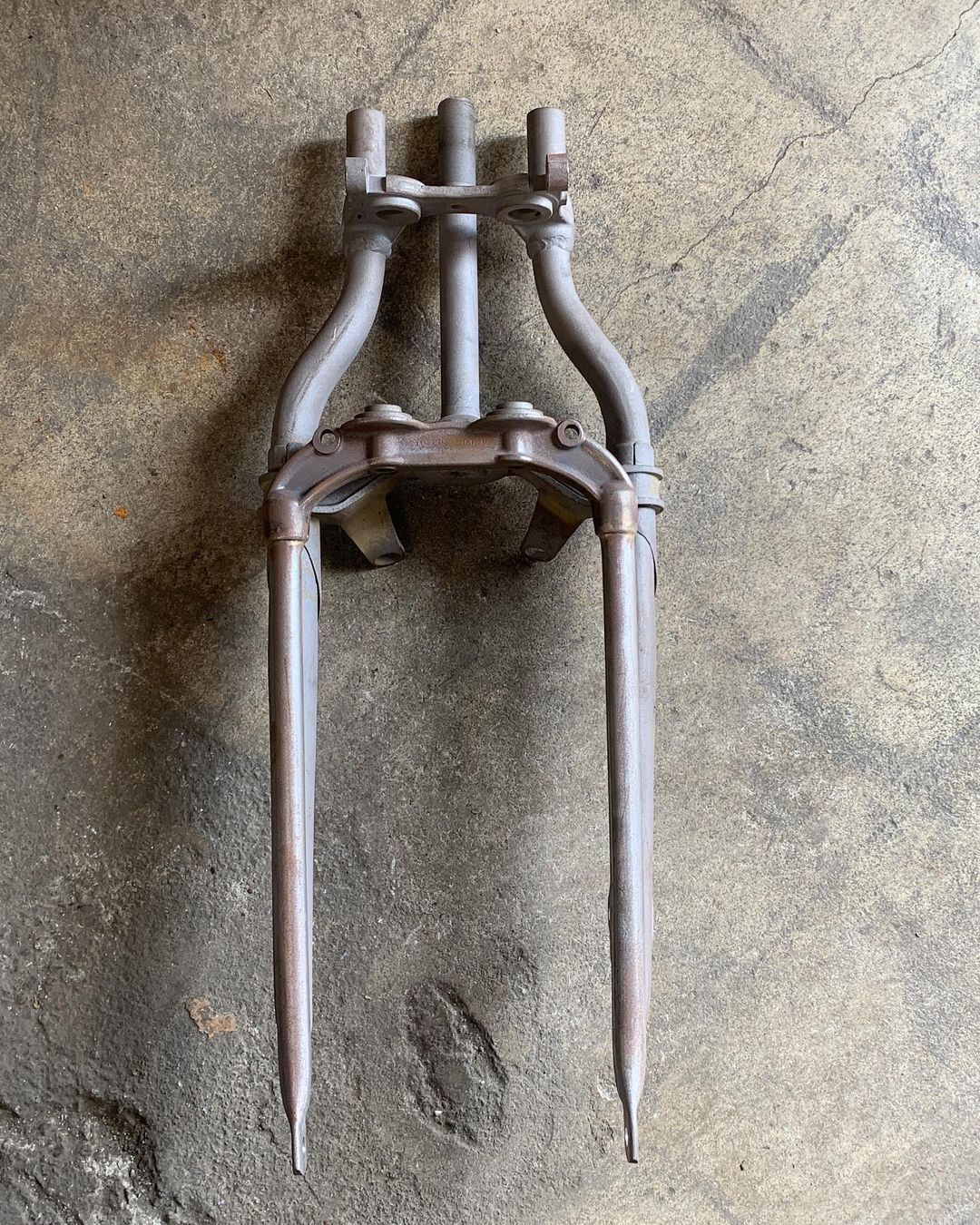 Big Twin Offset Springer.
