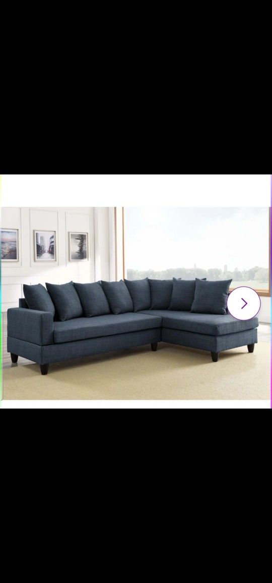 Bahos 2-Piece Upholstered Sectional - NEW