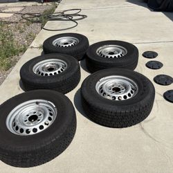 Sprinter Runs And Tire Cups