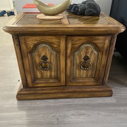 Antique Solid Oak wood Table With Brass Knockers