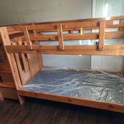 TWIN BUNK BED