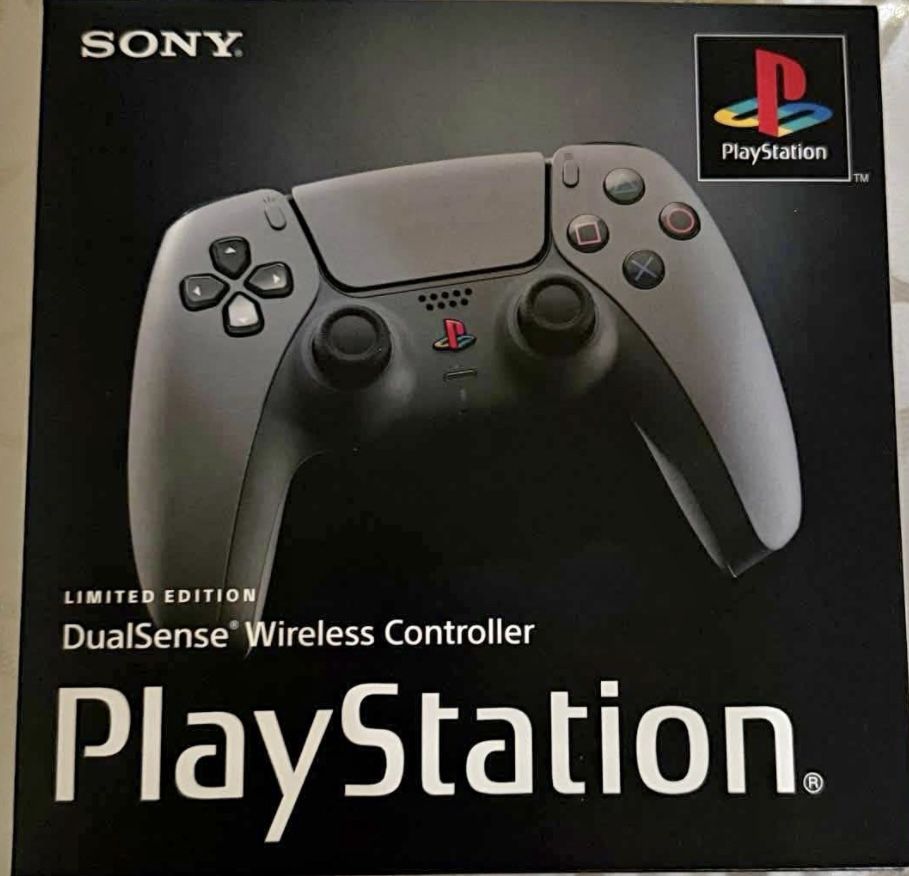DualSense™ Wireless Controller – 30th Anniversary Limited Edition