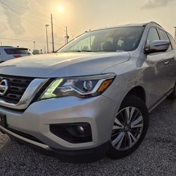 2020 Nissan Pathfinder From $ 1490 Down 
