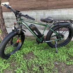 EB26 1500W E-Bike ｜ Brand New in Sealed Box