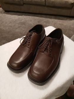 New Men's Unlisted Brown Leather Shoes Sz. 9
