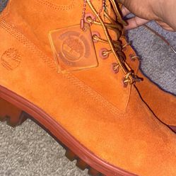 LIMITED EDITION  AUTUMN TIMBERLANDS