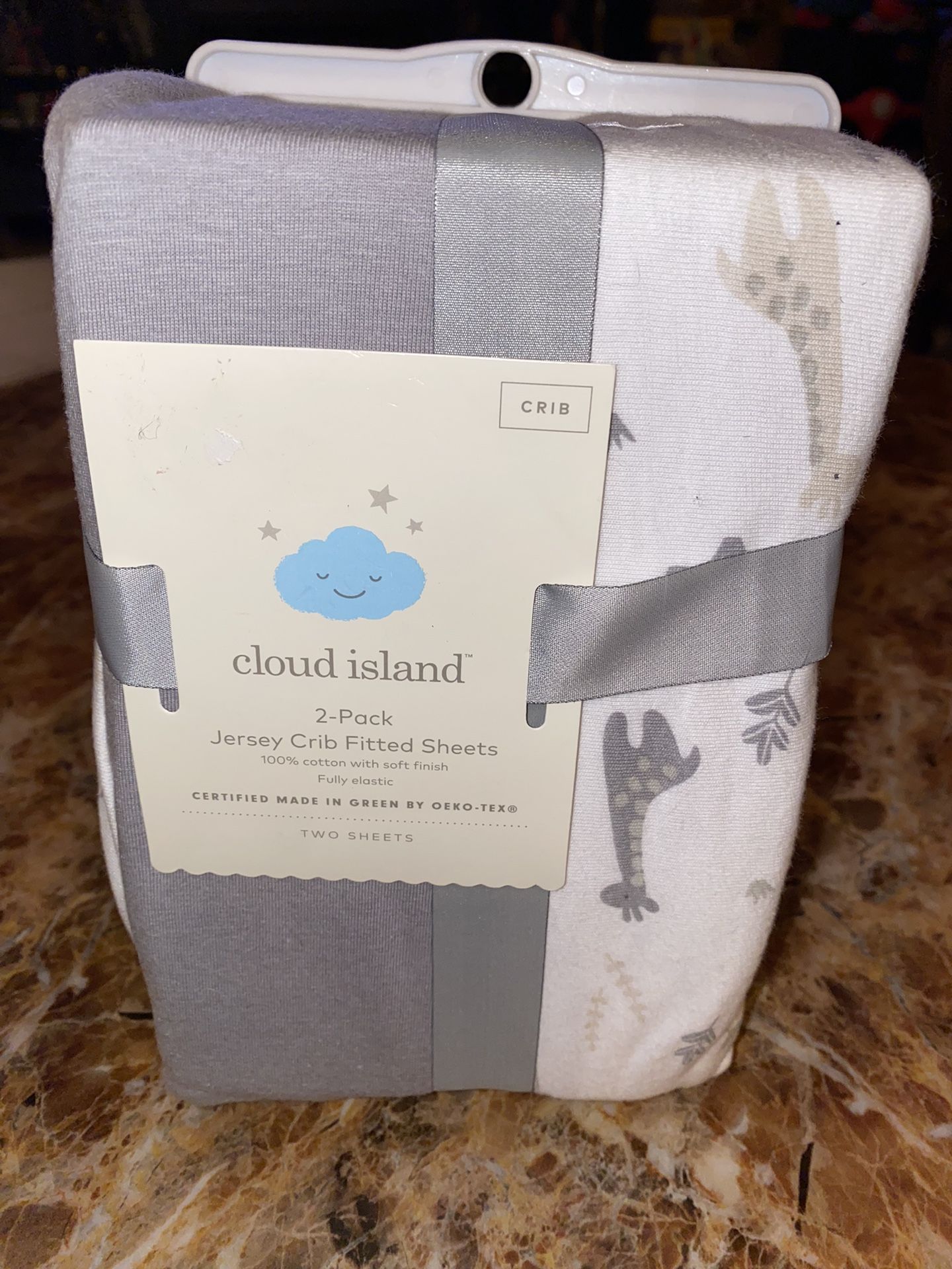 Brand New 2 Pack Soft Fitted Crib Sheets .