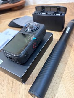Insta360 X6 8K Action Camera Essentials Bundle BRAND NEW
