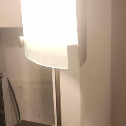 Luminaire Portatif Desk Lamp (Type B bulbs)