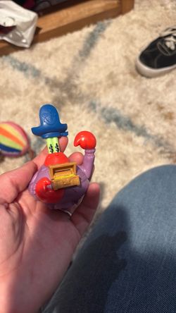 Miscellaneous toys