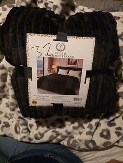 Duluth Super Soft Flannel King Size Blanket