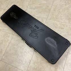 Fender Bass Hard Carrying Case