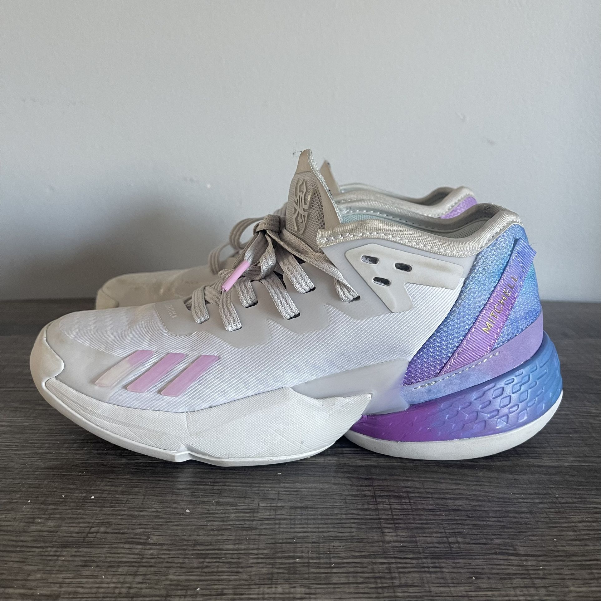 Adidas D.O.N. Issue 4 2022 Donovan Mitchell Kid’s Basketball Sneakers