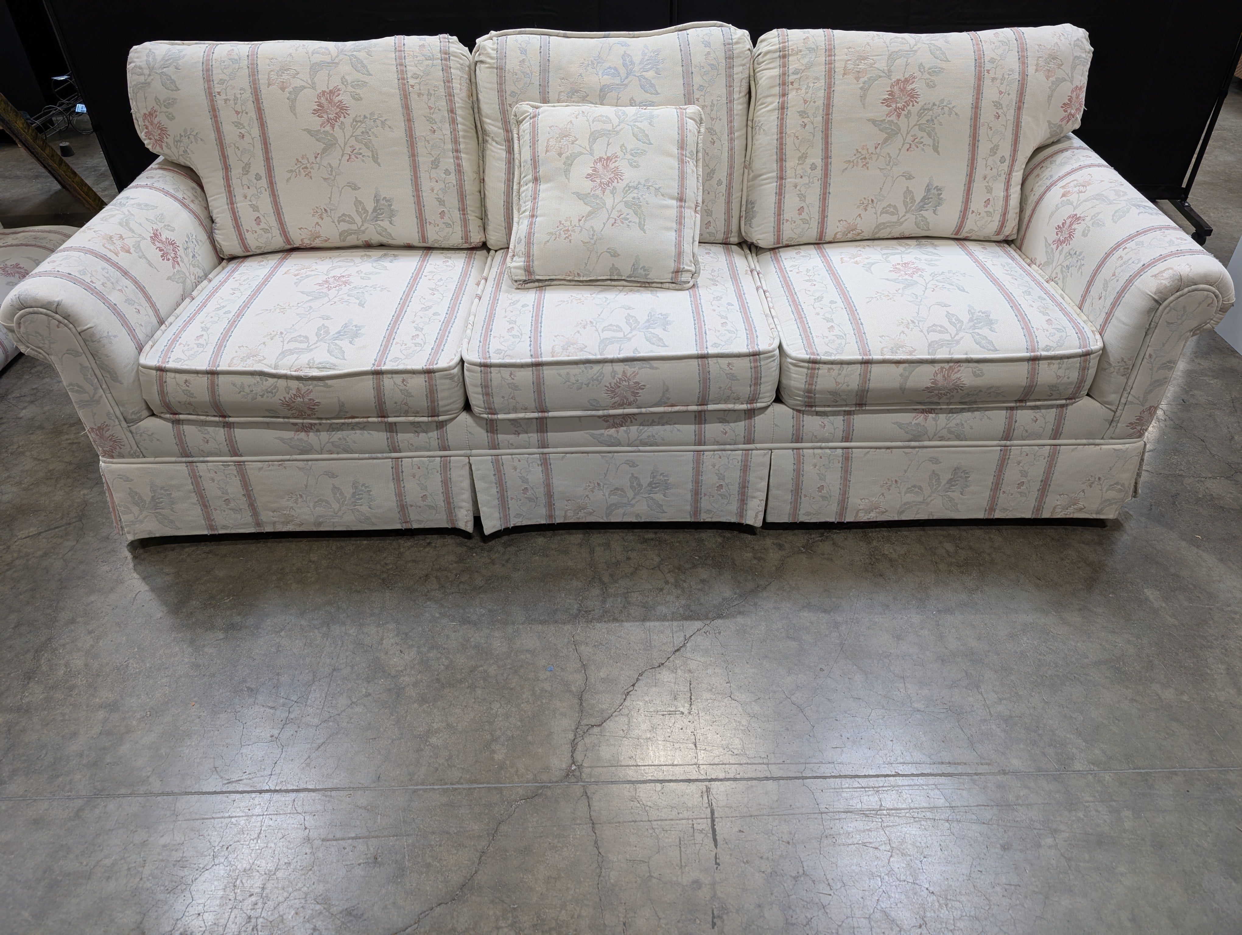 Traditional Floral Upholstered Sofa with Rolled Arms