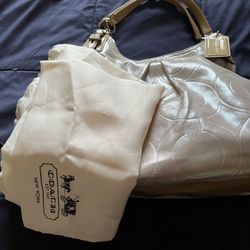 It’s A Beautiful COACH Bag The Color Is Beige, Barely Used