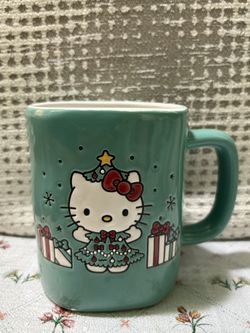 HELLO KITTY CHRISTMAS MUG