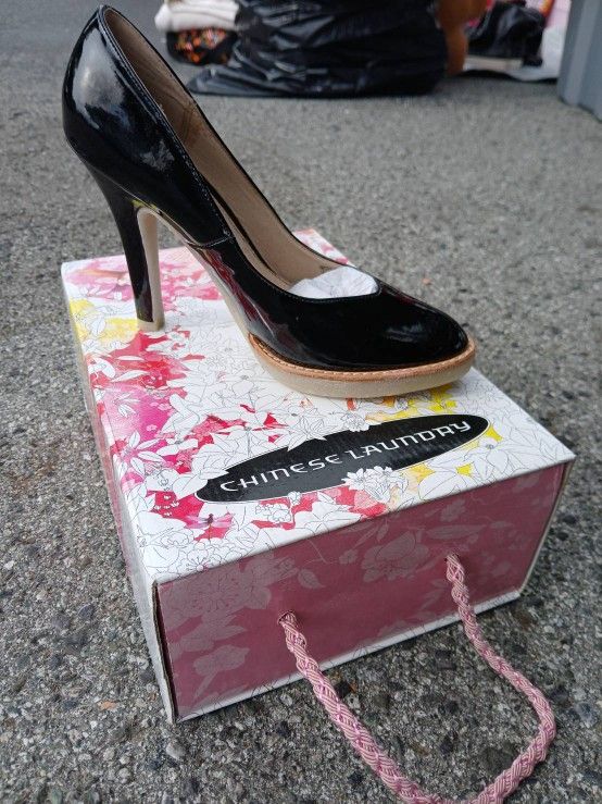 Black And Brown Heels