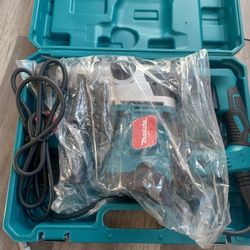 Makita Jack Hammer 