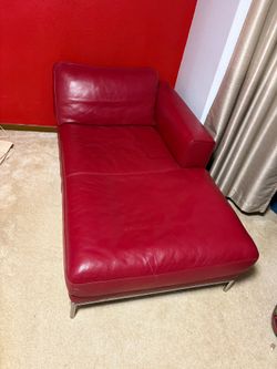Vibrant Red Leather Chaise Lounge with Metal Legs