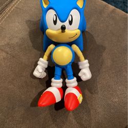 Sonic action figure Read Description