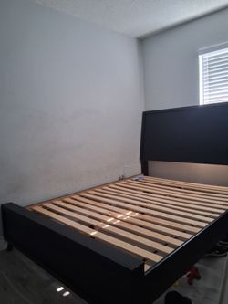 Black bed frame pick only