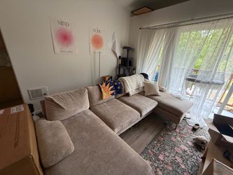 U shaped couch