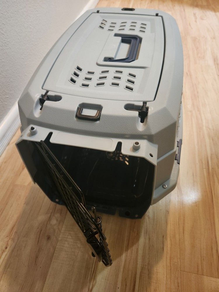 "RE-READ" Pet Travel Carrier,  With Opening Top