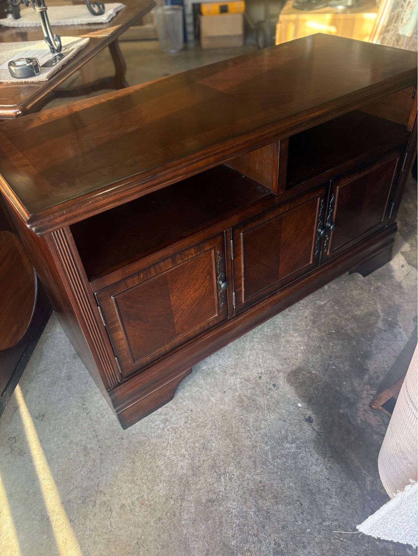 Tv stand/wood cabinet