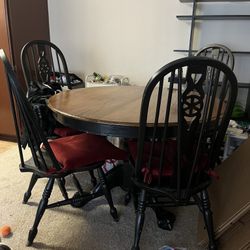 Dining Room Table With 4 Chairs And Cushions