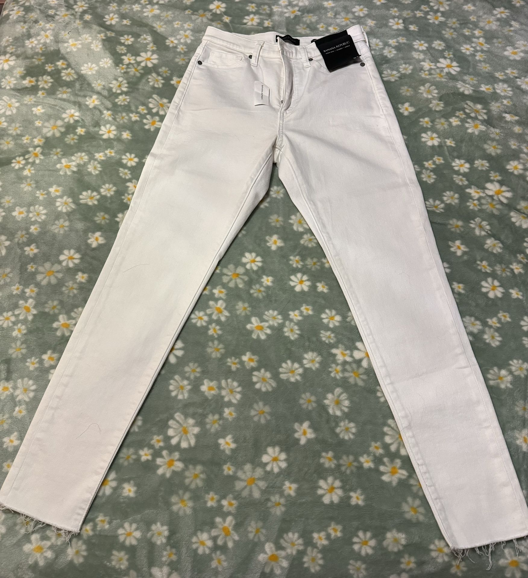 White Women’s Jeans From Banana Republic