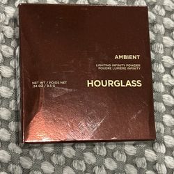 Hourglass Lighting Powder