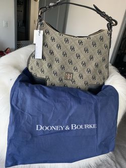 Dooney & Bourke Bag