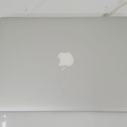 MacBook Air 13-inch 