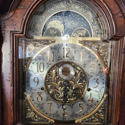 Grandfather Clock | Howard Miller | Sligh Movement